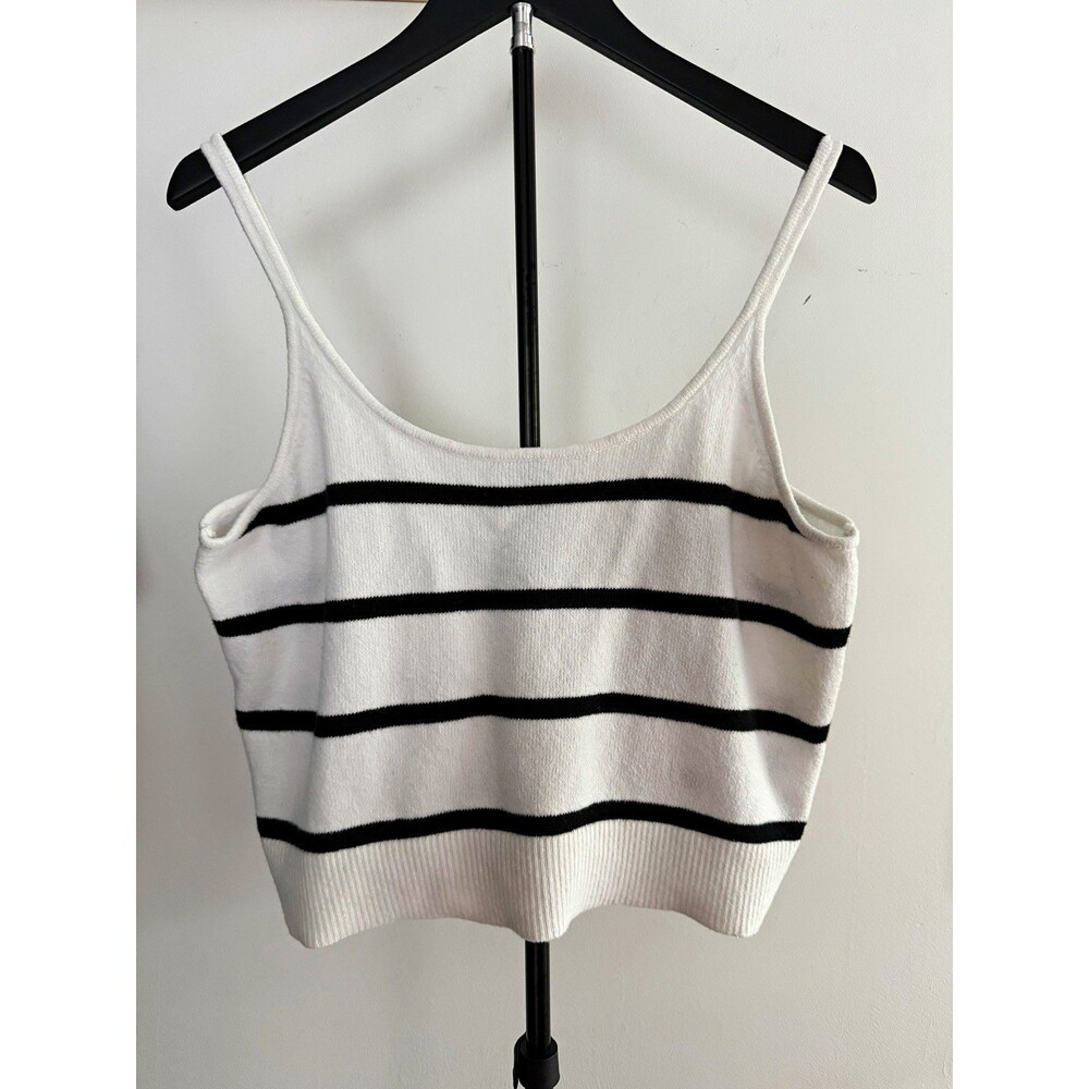 Old Navy Womenโs L White/Black Striped Knit Scoop Neck Spaghetti Crop Cami Tank